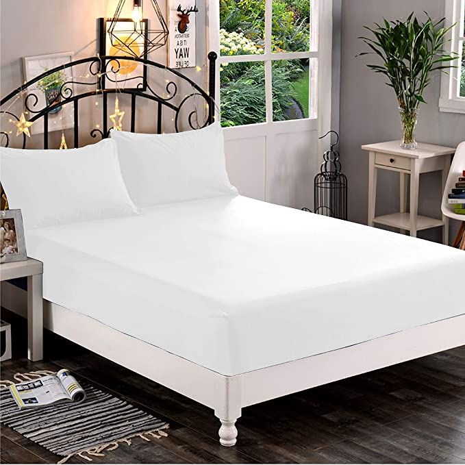 Fitted Plain/Stripped High Grade Premium Cotton Bed Sheet Set, 1 Flat Bedsheet, 1 Fitted Bedsheets & 4 Pillow Cases