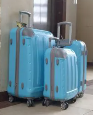 🥭🥭3 Pieces PVC High Quality Travel Suitcase Travel Bag Travel Briefcase With Wheel🥭🥭Made of durable PVC material Lightweight and easy to transport 3-piece set: large suitcase,