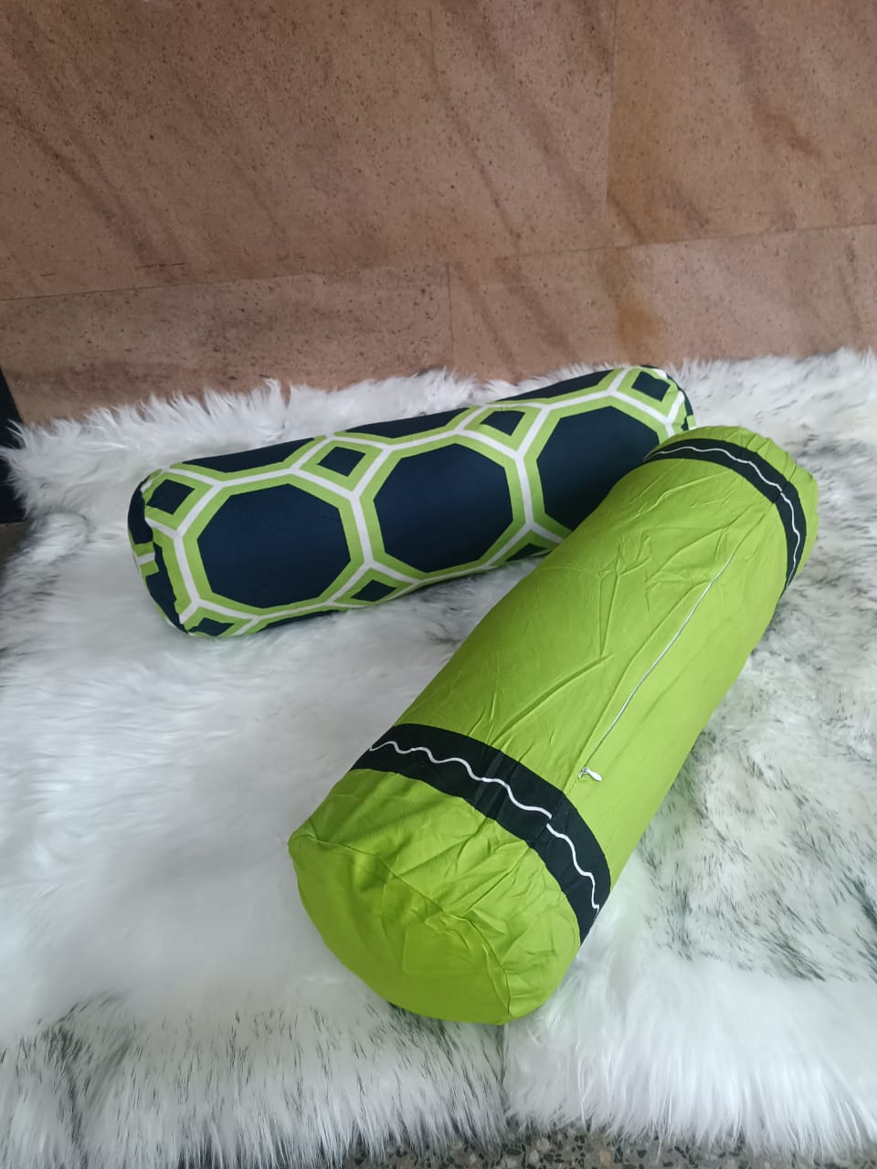2Pcs Classy Very Quality Stylish🌺 Bolster pillow cases are specially designed covers for cylindrical pillows, offering both protection and aesthetic appeal. 🥳🥳