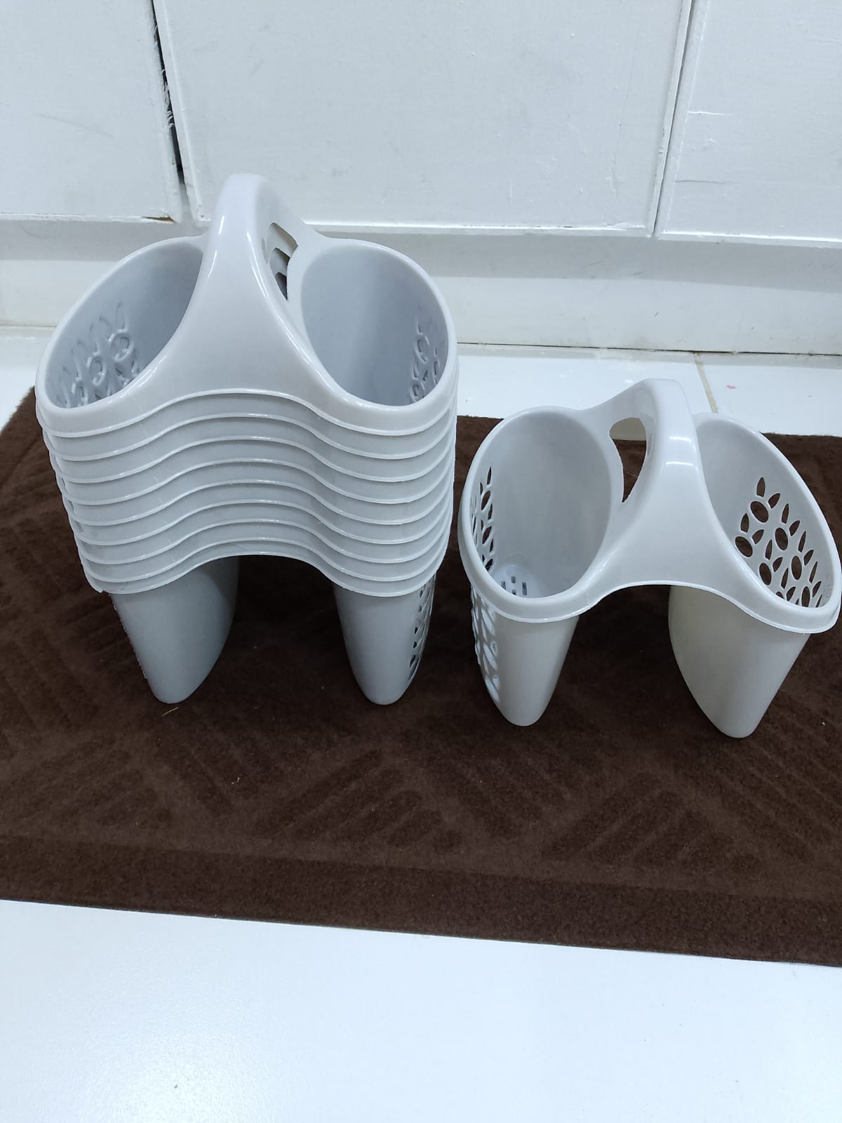 🌟 "Declutter Your Bathroom — Keep Soap and Toothbrushes Dry and Organized with our🤗Toothbrush toothpaste soap or other bathroom essentials holder✨