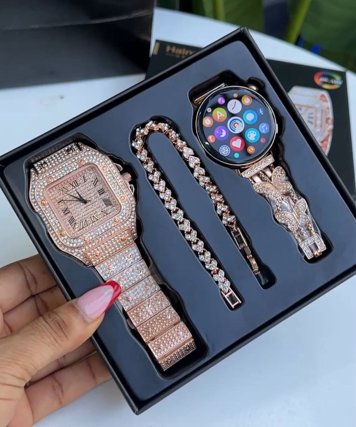 ❤️♨️RESTOCKED ❤️♨️



*_HAINO TEKO SMART WATCH G14 MINI WITH BRACELET & ICED WATCH 

▪️Iced Watch 

▪️Stainless steel Bracelet 

    

  Functions:

*️⃣Sports Record : Cycling, Walking,Jogging,Running