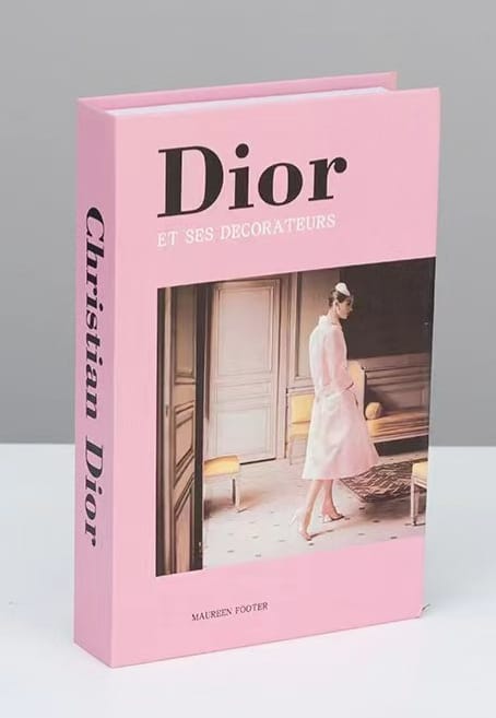 Assorted Luxury Decoration Dummy Books.Take your design to a new level with the Modern  Deco books. These books are a perfect addition to your home! They are tailor made to suit your design needsDecor