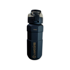 Sports 750ml sports water bottle.