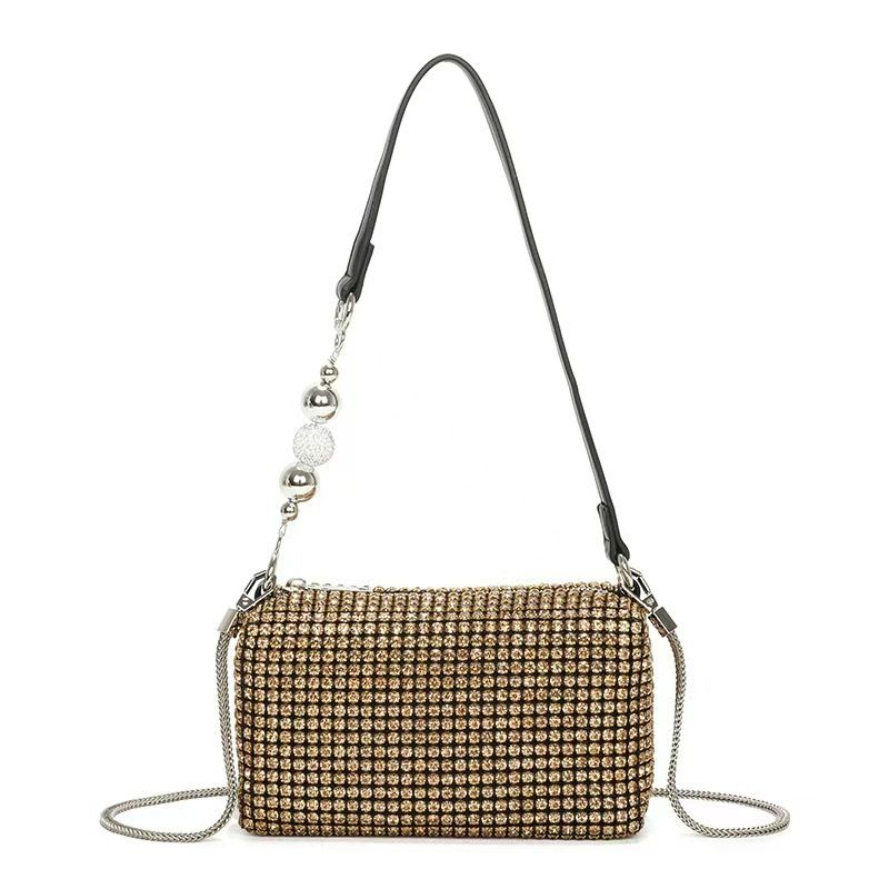 Glamorous Rhinestone Crossbody Bag
Luxury design, full white rhinestones. Detachable pearl handle & silver chain. Elevates outfits, great for parties/daily chic