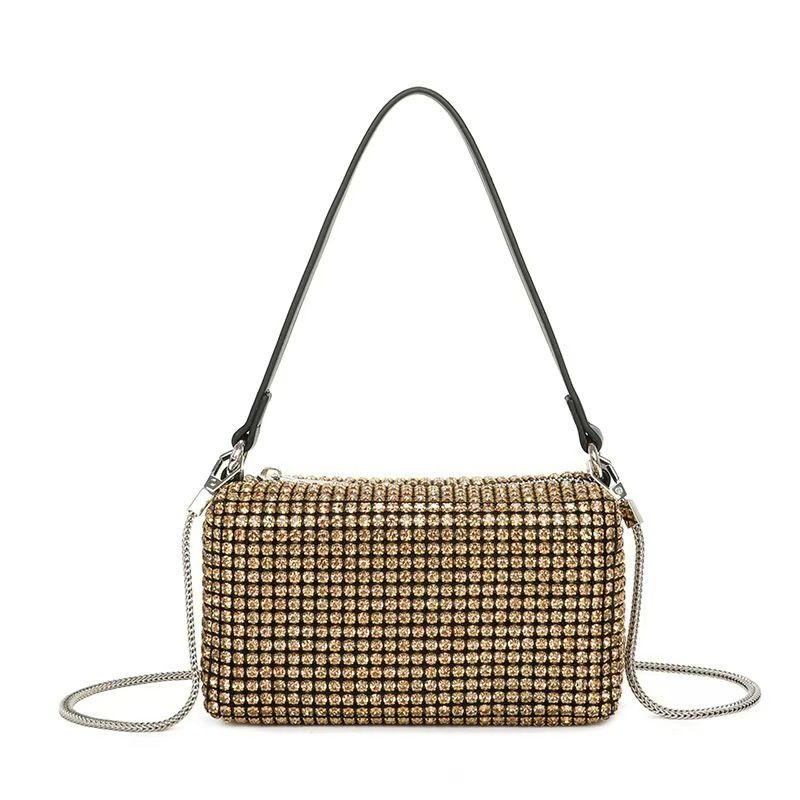 Glamorous Rhinestone Crossbody Bag
Luxury design, full white rhinestones. Detachable pearl handle & silver chain. Elevates outfits, great for parties/daily chic