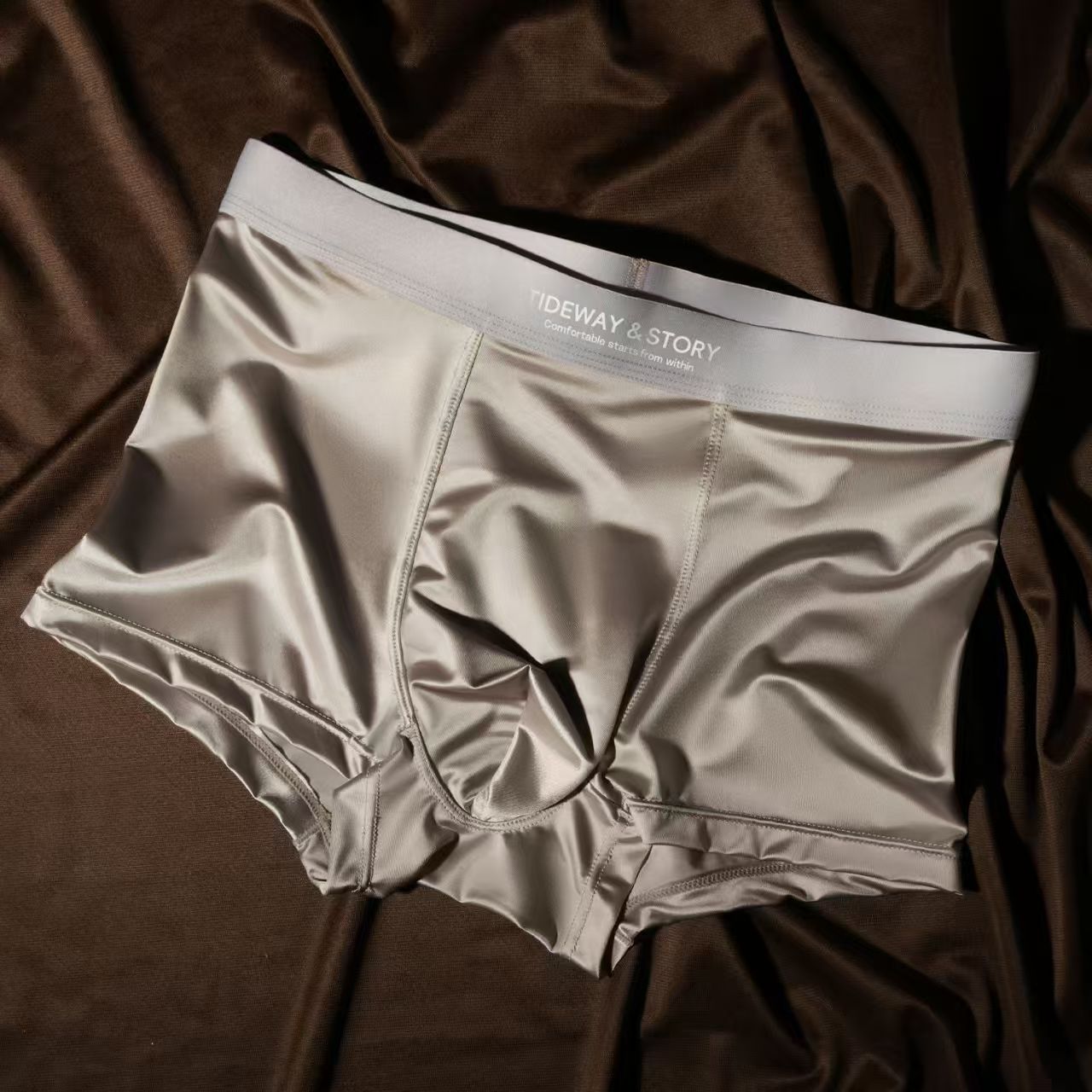 New Men's Satin Luxury Underwear, Summer Breathable Men's Boxer Briefs, loose ，Soft & Smooth and comforable
