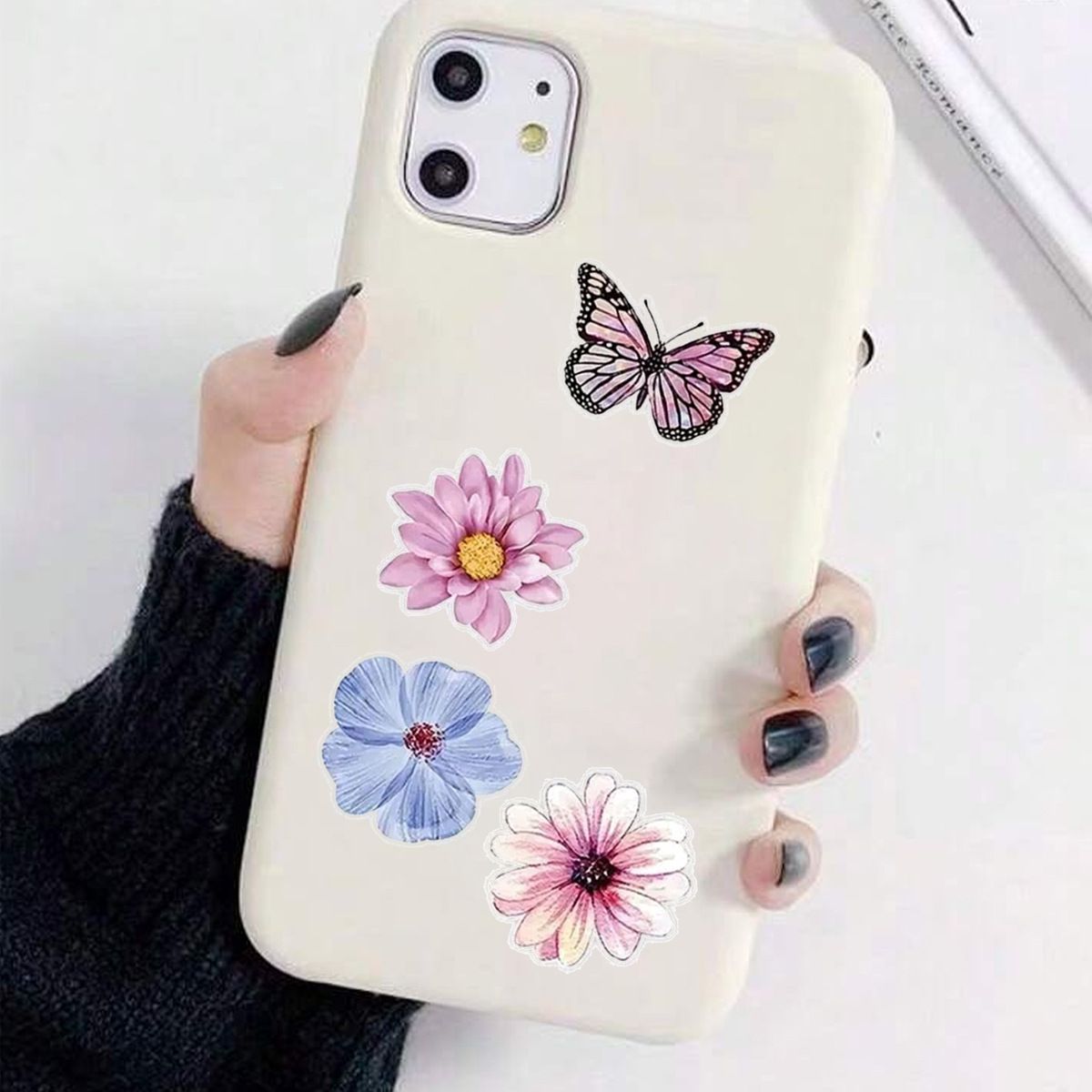 500pcs Amazon hot selling roll pack butterfly flower shaped sticker decoration gift box adhesive sticker label