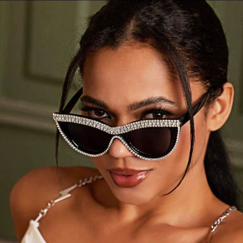 Cat Eye Sticky Diamond Personalized Glasses Frame Hip Hop Modern Punk Style Street Photography Sunglasses UV400