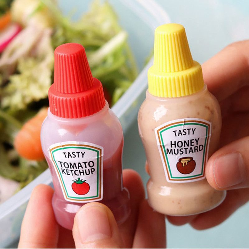 2Pcs Mini Tomato Ketchup Bottle Portable Small Sauce Container Salad Dressing Container Pantry Containers for Bento Box &E-1064
