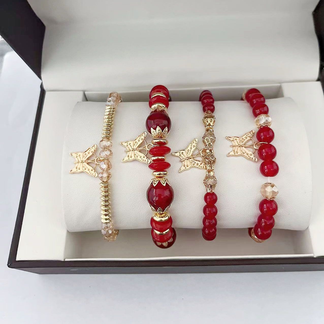 4pcs String Bead Lady Bracelet New Fashion Style Hand Chain Bracelet Set Four-piece Butterfly Bracelet Trendy Hand Jewelry Gift