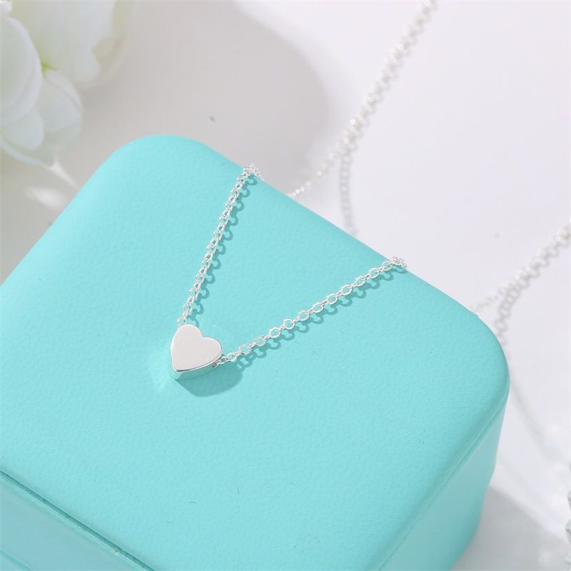 Korean fashion love necklace simple wild peach heart pendant heart-shaped necklace clavicle chain female A-615