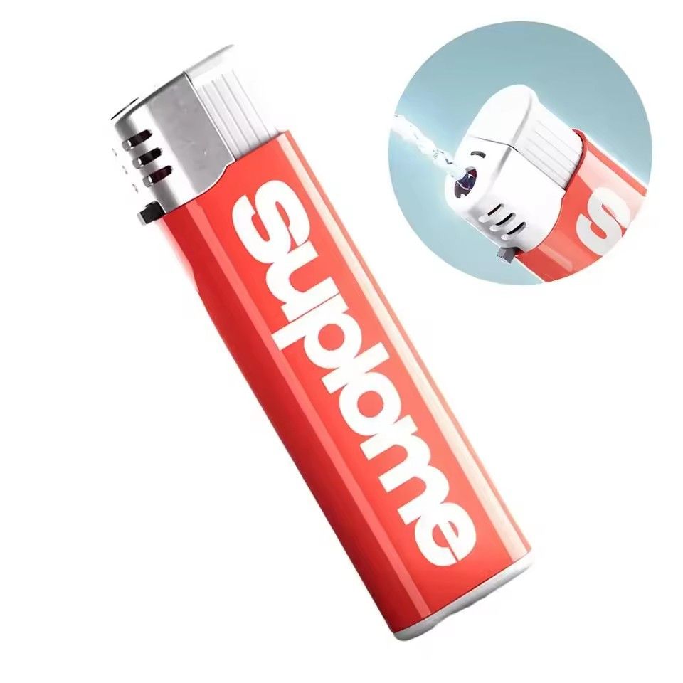 2025 New Magical Lighter Portable Joke Toy Realistic Fun Water Gun Lighter Stress Relieving Toy Water Park