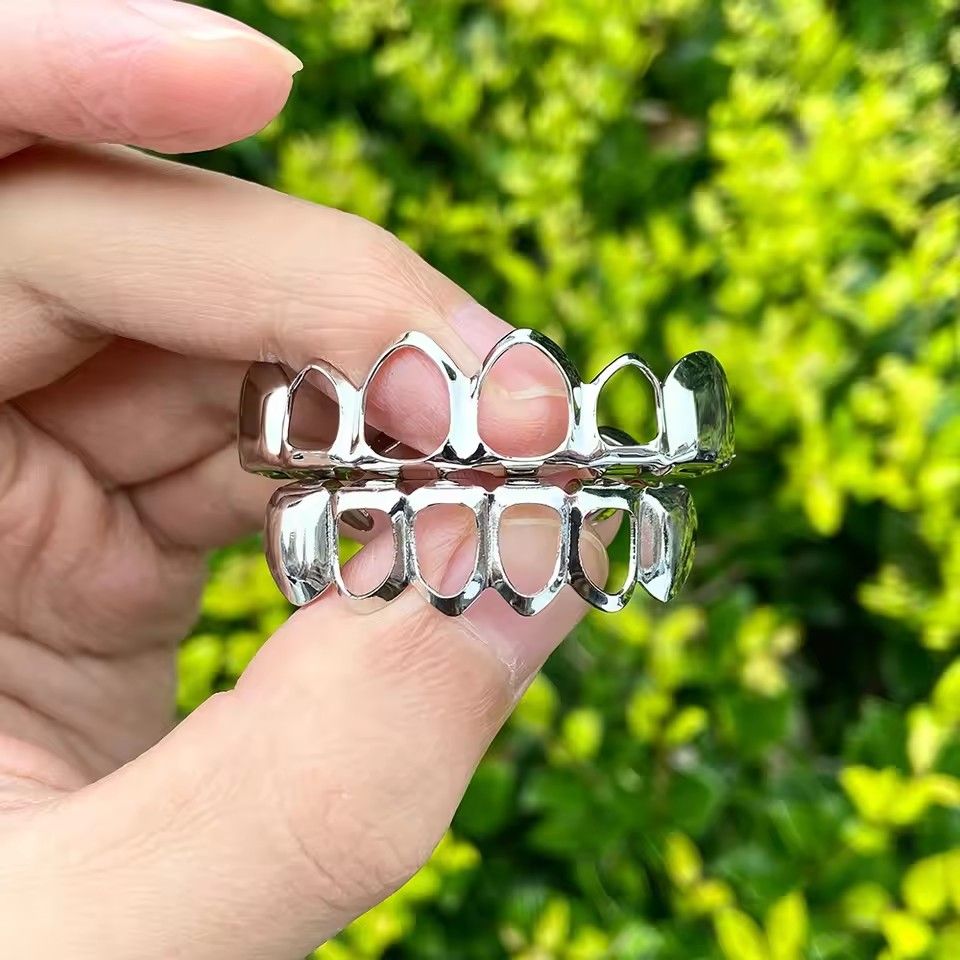 Classic 4 Teeth Hollow Shiny Grillz Hip Hop Color Gold Silver Teeth Hats For Women Men Jewelry Halloween Cosplay