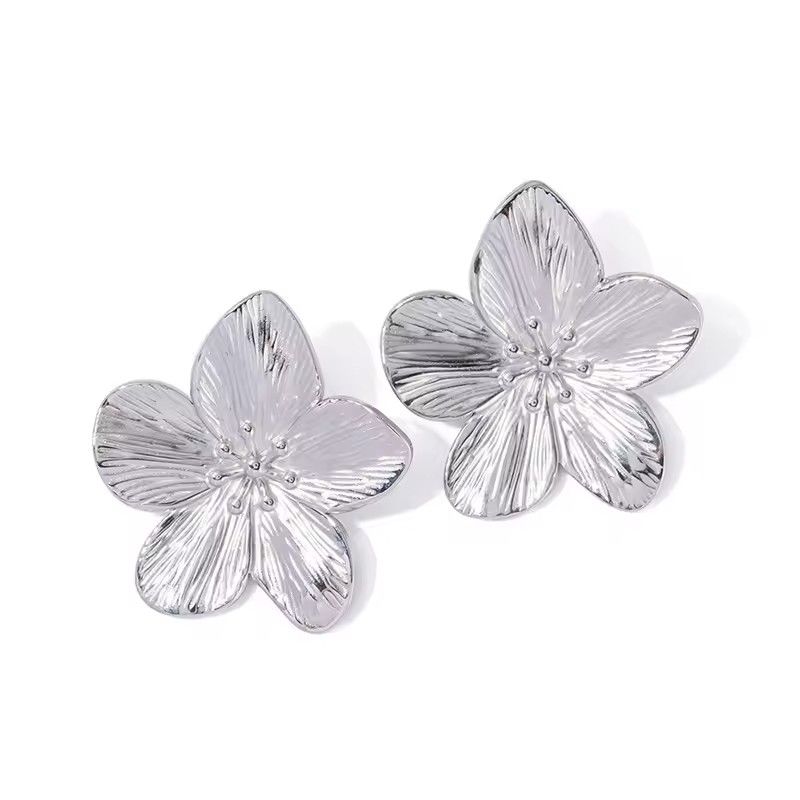 Vintage style and floral hypoallergenic earrings, high-quality 18k gold-plated stainless steel women's party earrings