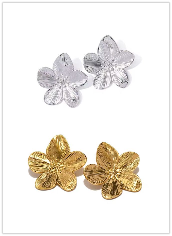 Vintage style and floral hypoallergenic earrings, high-quality 18k gold-plated stainless steel women's party earrings