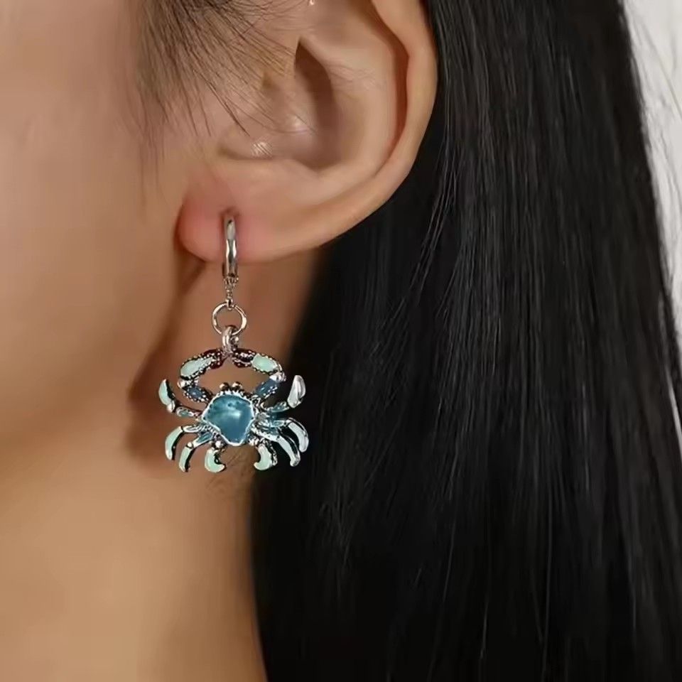 New Fashion Creative Beach Metal Crab Earrings Drip Oil Hawaii Beach Vacation Sea Breeze Crab Earrings Jewelry