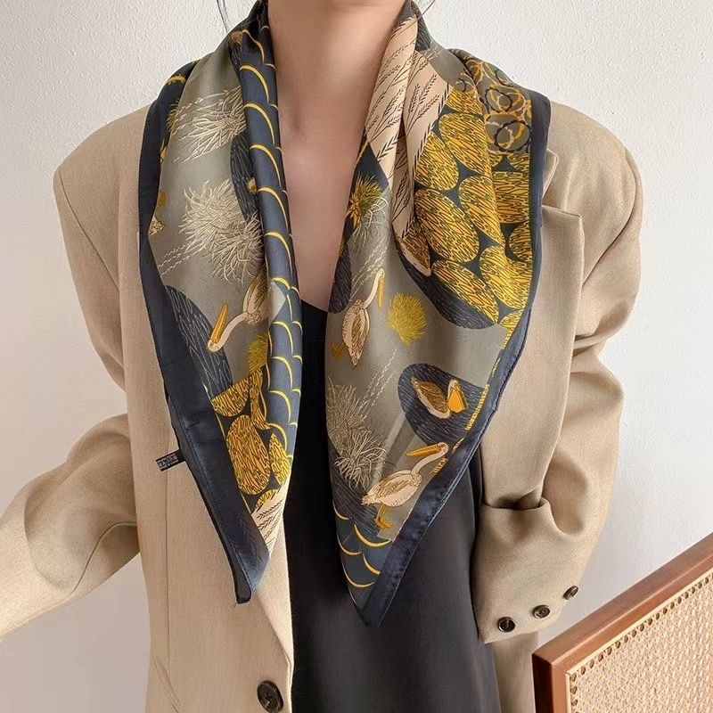 70cm Fashionable Luxury Brand Square Silk Scarf, Satin Neck Tie, Women's Hair Scarf, Head Scarf, Scarf, Hijab Scarf