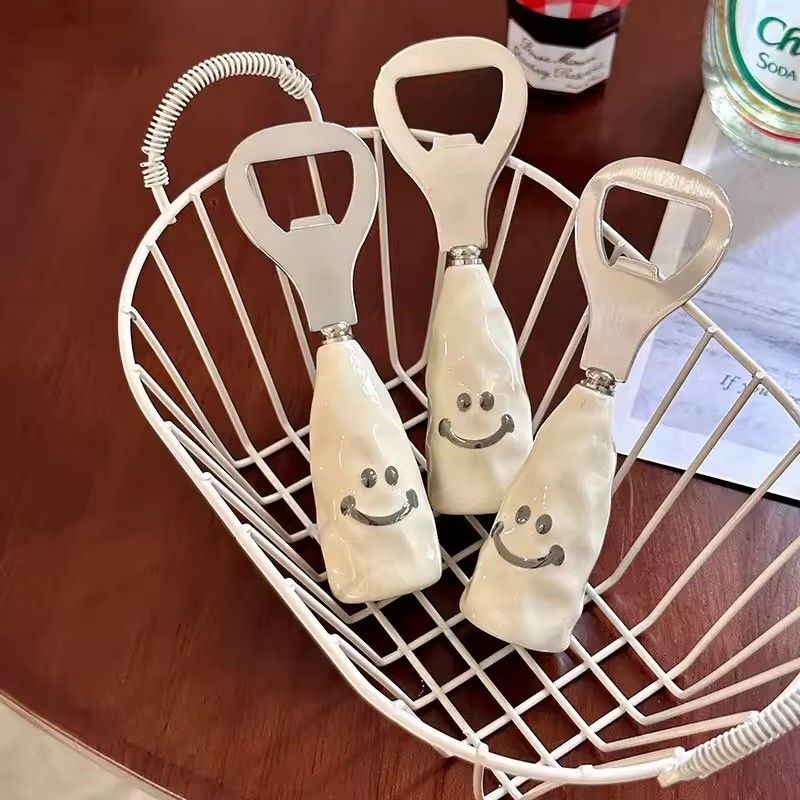 1pcs Cute Smiling Face Beer Drink Bottle Opener with Creative Liftable Stainless Steel Multifunctional Ceramic Handle