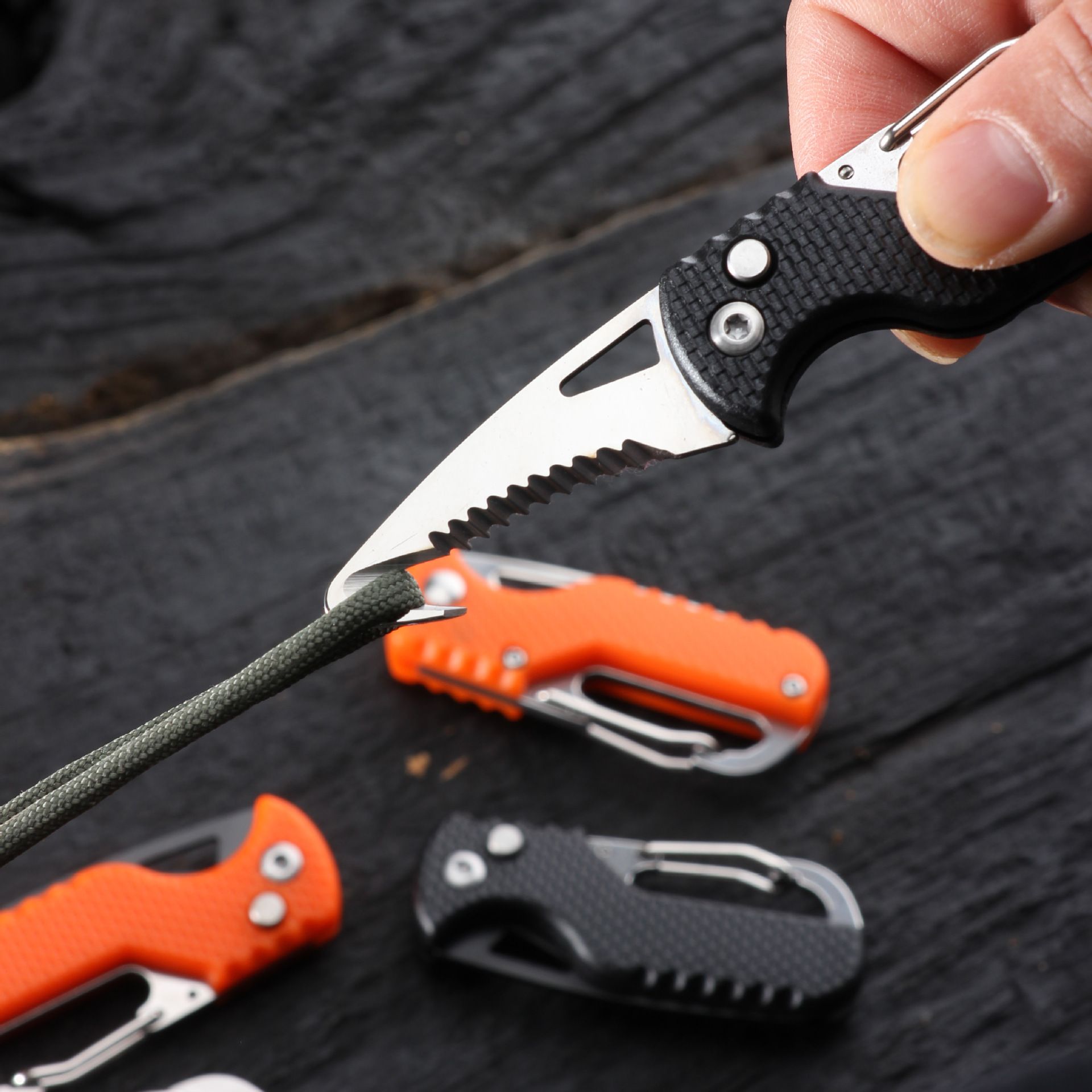 1PC Portable Folding Knife Express Package Knife Gift Keychain Serrated Hook Knife Outdoor Camping Carry-on Survival Tool