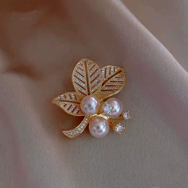 1PC  High end brooch, women's niche brooch, temperament fixed clothes, suits, pearl jewelry