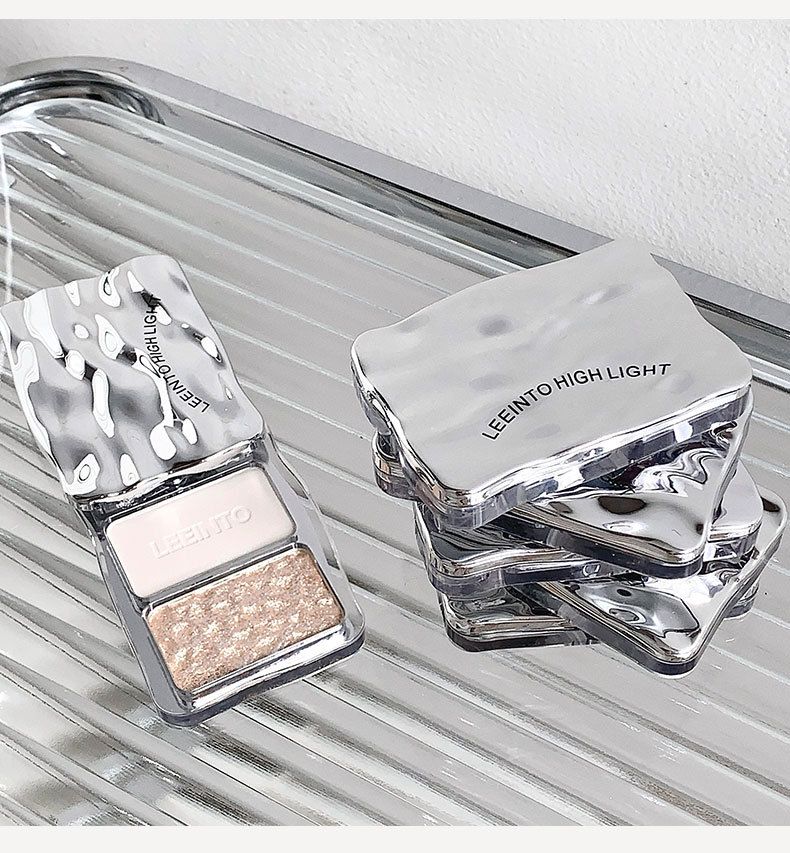 1PC  Two-color Highlight Powder, Brightening the Face, Ultra-Fine Soft Texture for Natural Glow, Enhances Facial Dimension