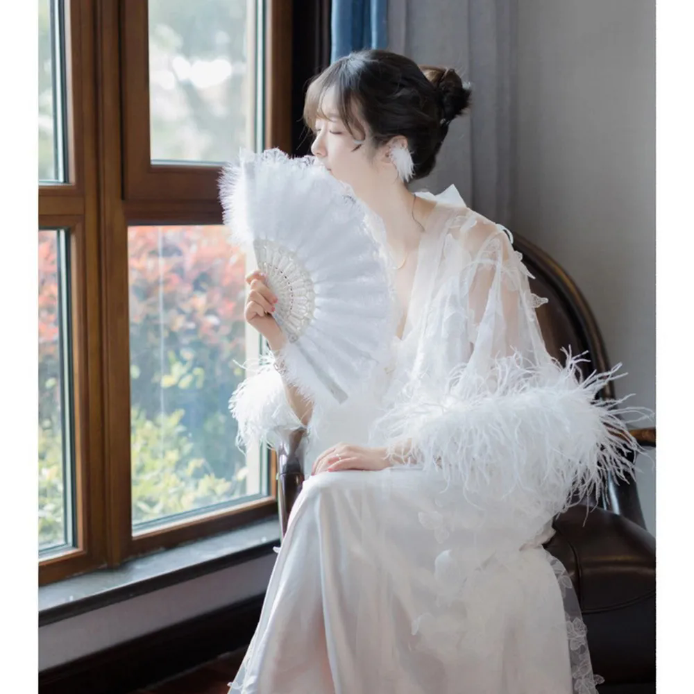 1PC  Chinese Style Vintage Retro Foldable Hand Fan Feathers Black Lace Folding Handheld Fan for