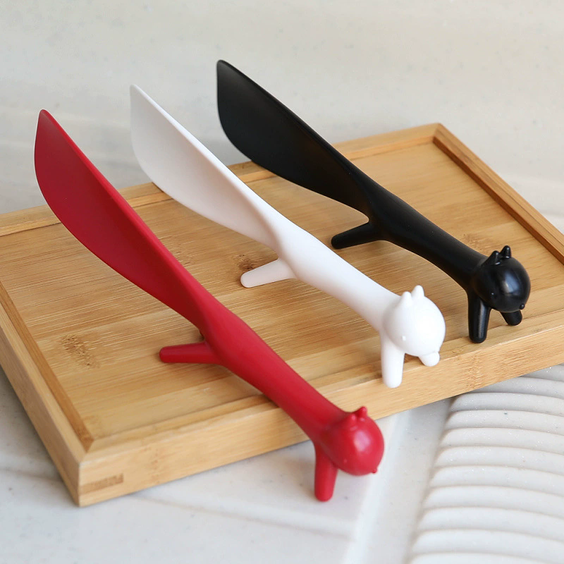 1PCShoe Accessory Tool Squirrel Shoe Horn Long Handled Shoehorn for Men Women Kids Seniors Shaped Shoe Puller Slip-on Aid Lifter