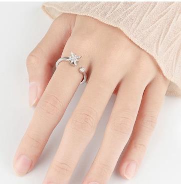 1PC  Fashion  Ring Anxiety for Women Multiple Crystal Flower Plant Finger Ring Girls Rotate Anti Stress Wedding Jewelry