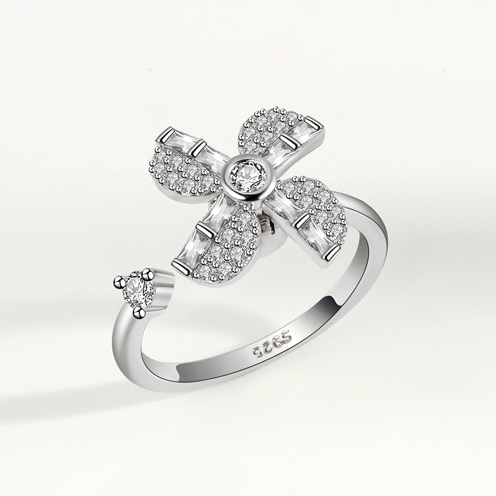 1PC  Fashion  Ring Anxiety for Women Multiple Crystal Flower Plant Finger Ring Girls Rotate Anti Stress Wedding Jewelry