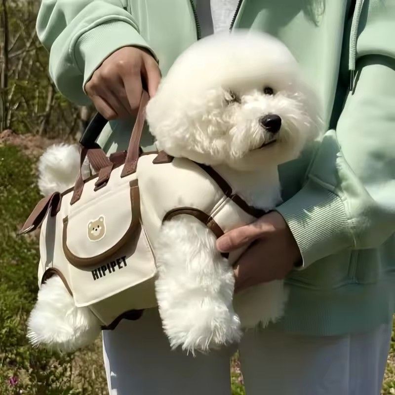 1PC   Hands Free Cat Dog Carrier Backpack Portable Breathable Outdoor Pet Bag Crossbody Travel Carrier with Ventilated Pet Space