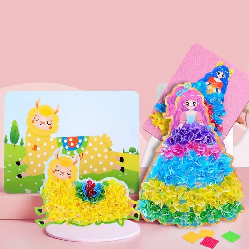 1 Set of puzzle puncture drawing card board children's pocket set for girls DIY dressing hedgehog princess peacock fabric toy