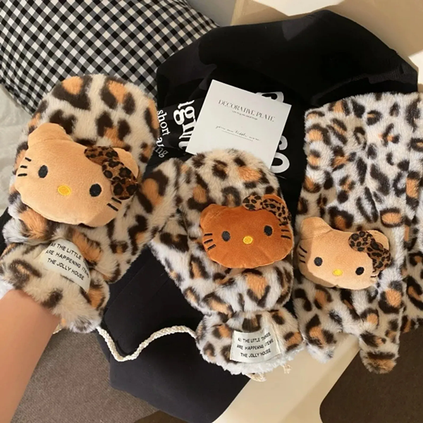 1Pair  Sanrio HelloKitty Mother Anti-freezing Gloves Winter Windproof Thick Warm Scarf Plush Neck Refers To Leopard Gloves