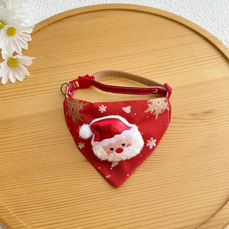 1PC 25 New Christmas Dog Triangle Scarf Adjudable Collars Cat Xmas Dog Collars Elk Festival Pet Dress Up Accessories Santa Claus