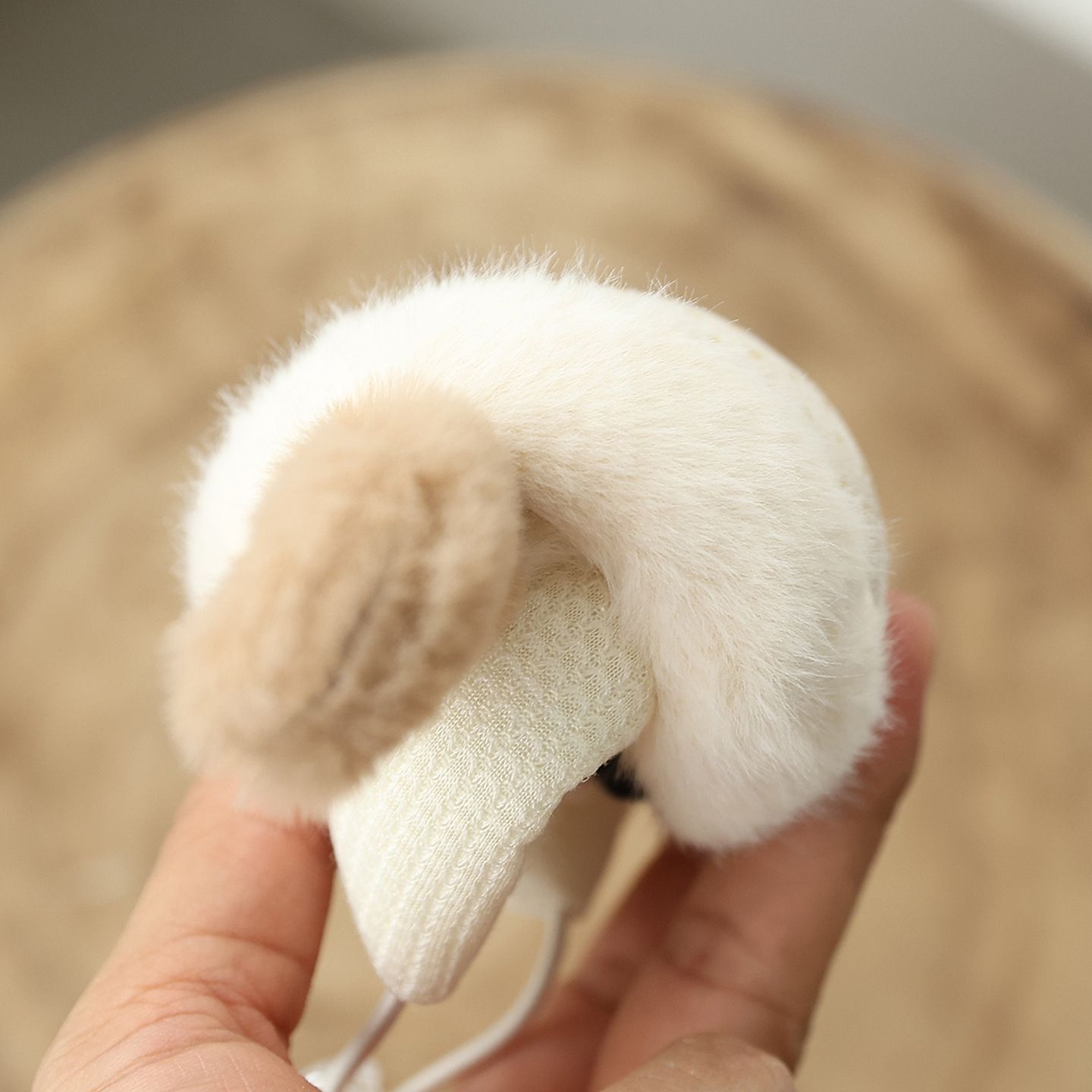 1PairNew Baby Shoes 0-1 Year Old Cartoon Shoes and Socks with One Piece, Non Dropping Heel, Thickened and Velvet Shoes and Socks