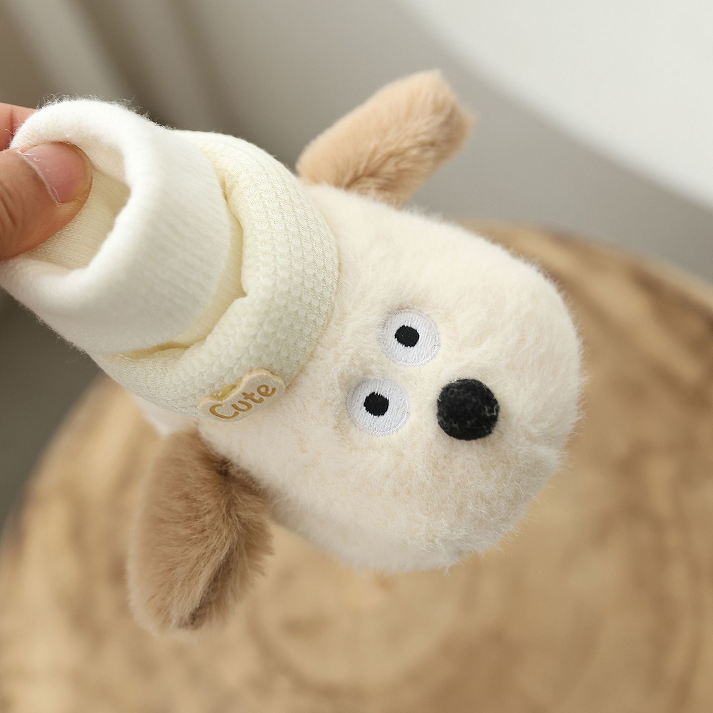 1PairNew Baby Shoes 0-1 Year Old Cartoon Shoes and Socks with One Piece, Non Dropping Heel, Thickened and Velvet Shoes and Socks