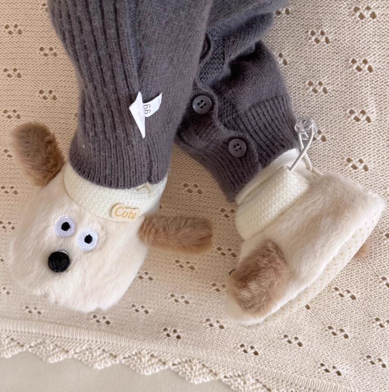 1PairNew Baby Shoes 0-1 Year Old Cartoon Shoes and Socks with One Piece, Non Dropping Heel, Thickened and Velvet Shoes and Socks