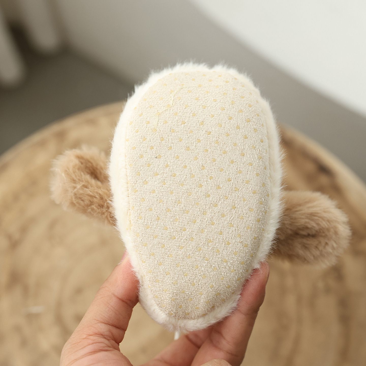 1PairNew Baby Shoes 0-1 Year Old Cartoon Shoes and Socks with One Piece, Non Dropping Heel, Thickened and Velvet Shoes and Socks