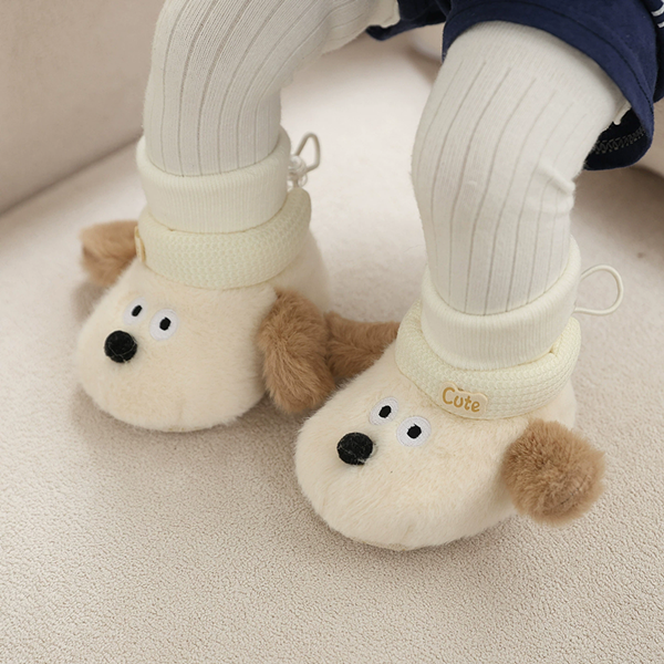 1PairNew Baby Shoes 0-1 Year Old Cartoon Shoes and Socks with One Piece, Non Dropping Heel, Thickened and Velvet Shoes and Socks