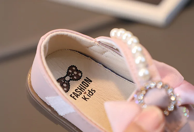 Baby Girl Leather Shoes Kids Bow Pearl Princess Shoes Shallow Soft Sole Cute First Walkers Infant Toddler Cartoon Single Shoes