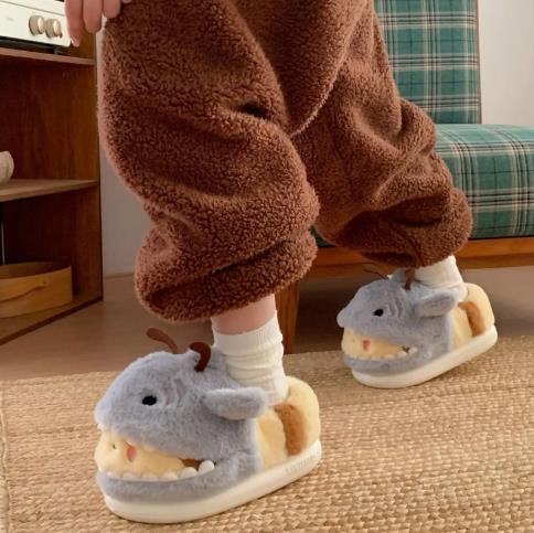 Women House Fur Slippers Casual Cute 3D-shaped Shark Bee Design Grey Winter Indoor Non-slip Warm Soft Soles Comfy Home Fluffy