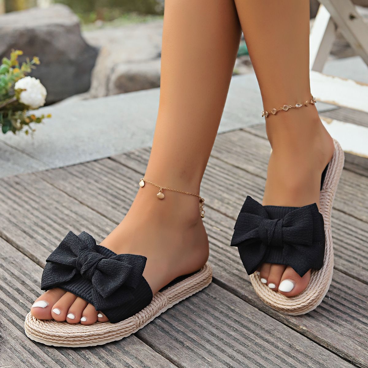 Women Slippers Fashion Trend Bow Anti Slip Sandals Wear-resistant Comfortable Soft Sole Flat Heel Slippers Home Slides Women