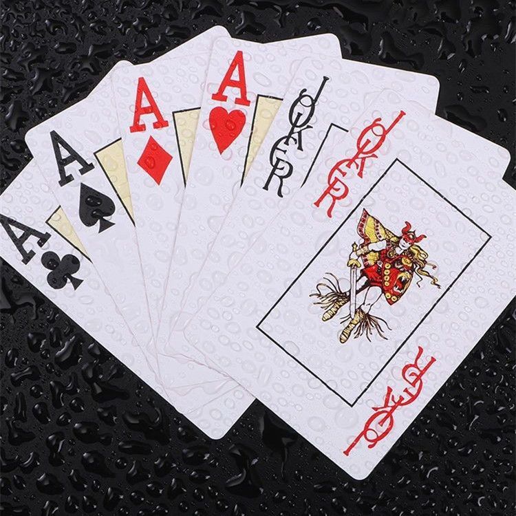 1 Pack Universal Durable Baccarat Texas Poker Cards Plastic Playing Cards Waterproof Smooth Poker Card Board Bridge Games