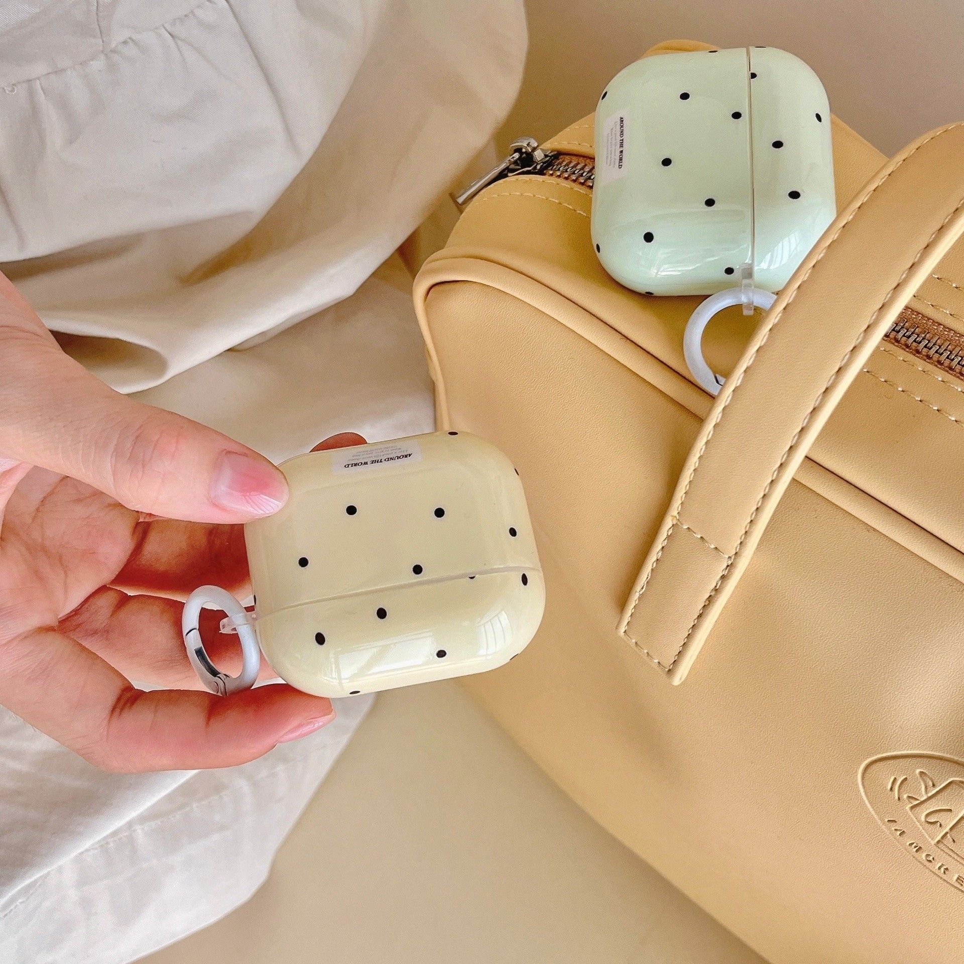 1PC   Simple Chic Pink Green Polka Dots Solid Color Protective Earphone Case Cover for AirPods 1 2 3 4 Pro 2 Pro 3