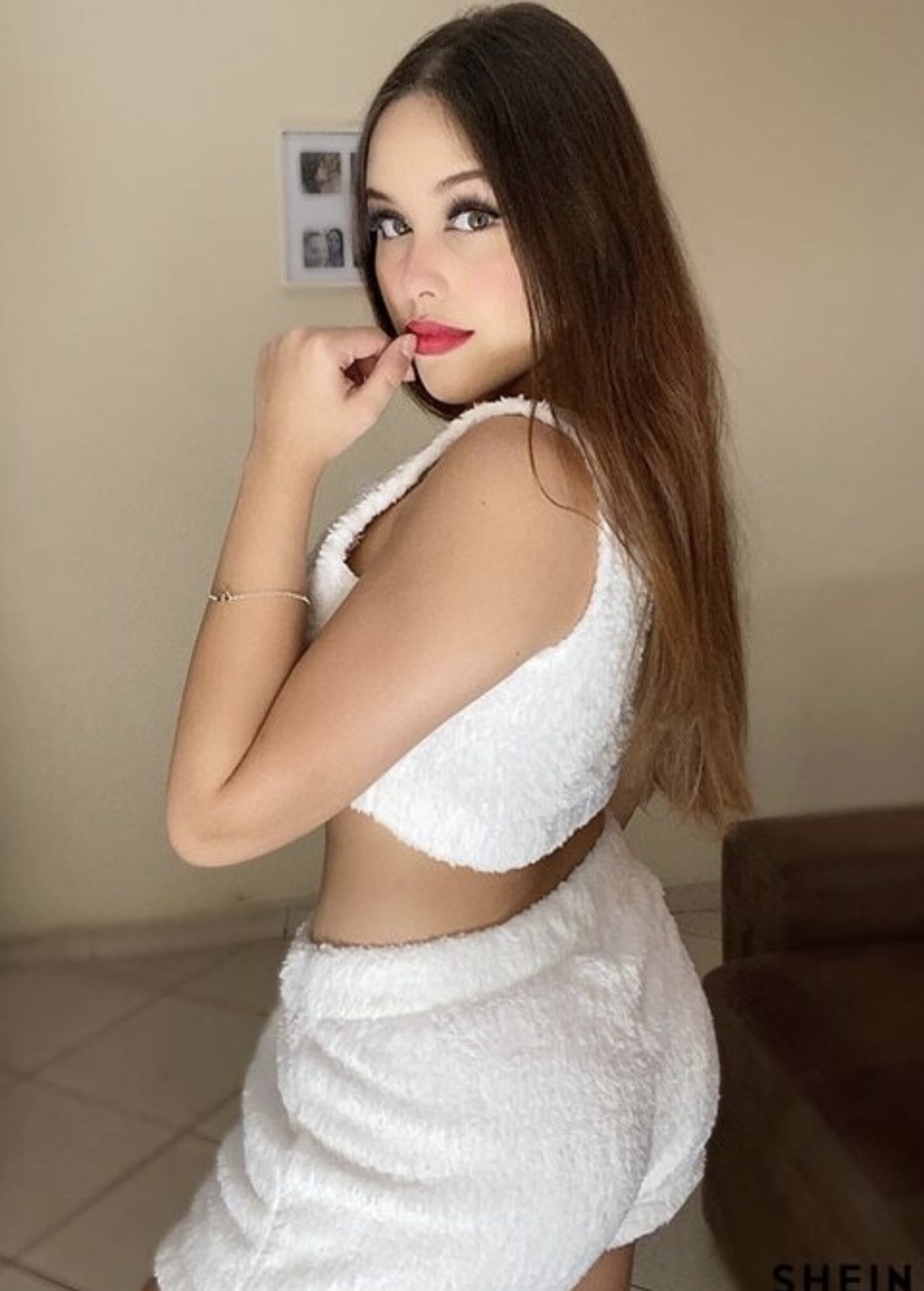 White Pyjama set Sexy Fuzzy Warm Sherpa Fleece 2 Piece Outfit Fleece Spaghetti Strap Crop Top and Shorts pajama set