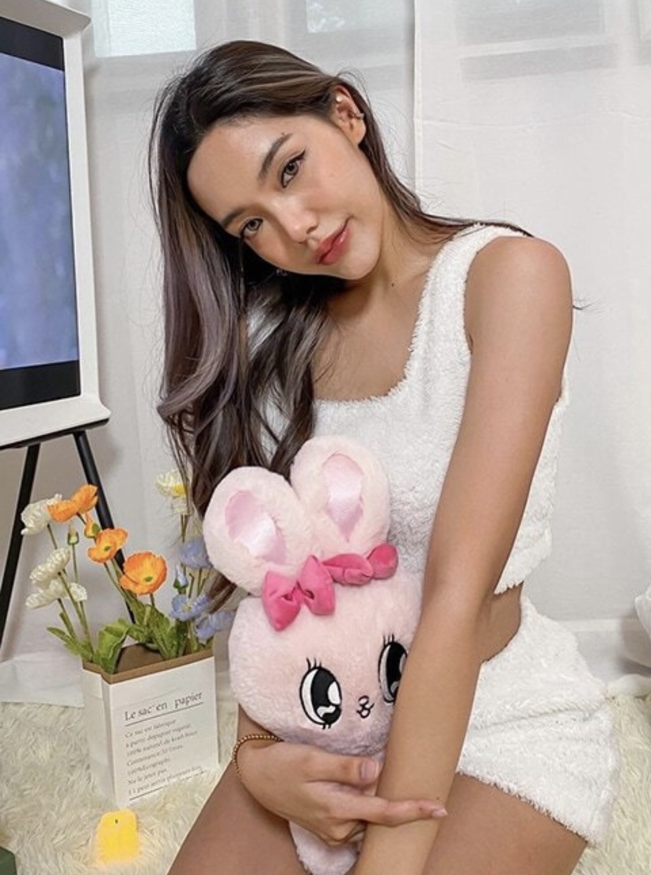 White Pyjama set Sexy Fuzzy Warm Sherpa Fleece 2 Piece Outfit Fleece Spaghetti Strap Crop Top and Shorts pajama set