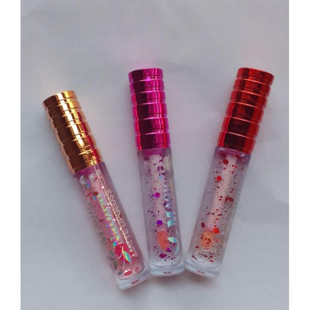 Magic Your Life Color-Changing Pink Lip Gloss – Gold Flake Clear Gloss That Turns Lips Rosy Pink – Moisturizing, Lightweight, and Glossy Lip Tint – Glamour Nest