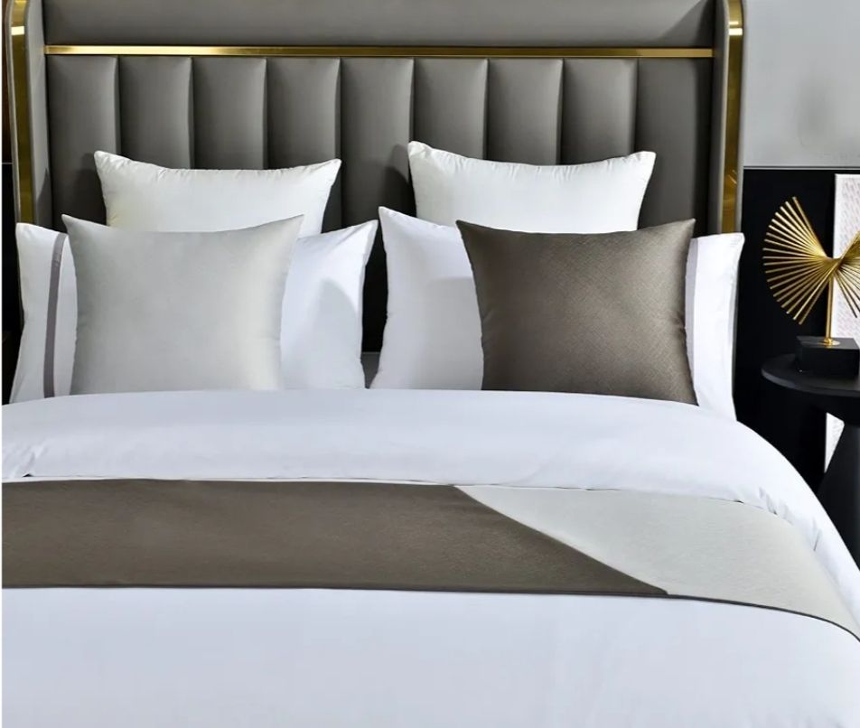Contrast Bed Runner, Queen Patchwork Bedding Decorative Accent Bedding Scarf for Hotel Home Guestroom