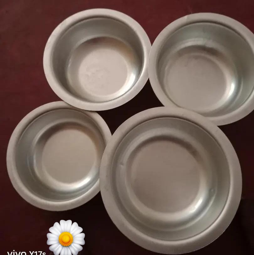 ♦️PERFECT FOR EVERYDAY COOKING-DONT MISS OUT🤗4pcs sufuria 💫 with lidsStainless aluminium offers cooking performance.



Ideal for open jiko or firewood cooking.



Durable and easy to clean



High