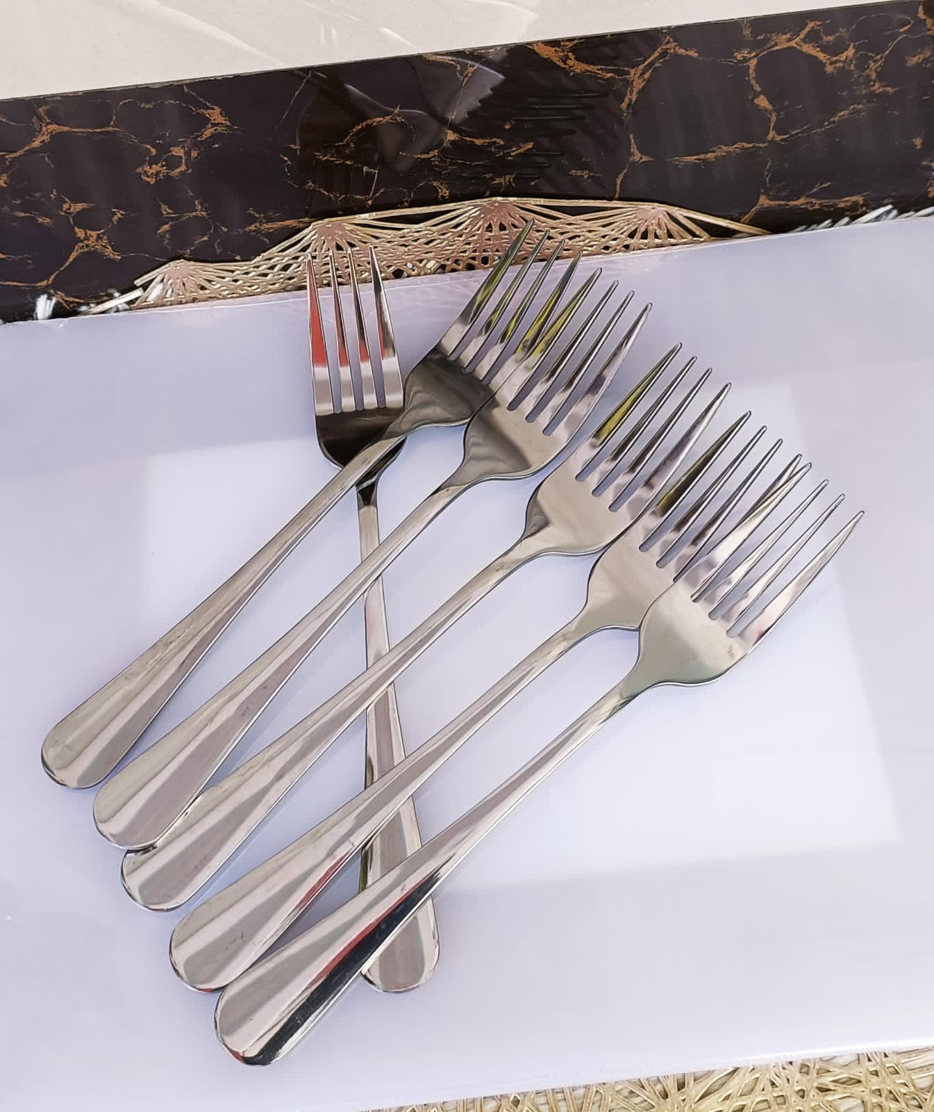 🥳🥳6PCS SPOONS OR 6PCS GORKS OR 6PCS BUTTER KNIVES  DURABLE EASY TO USE VLEAN AND MAINTAIN  MADE IF THE BEST AND HIGH QUALITY IDEAL AND CONVENIENT FOR NOTH HOME SND COMMERCIAL PURPOSE