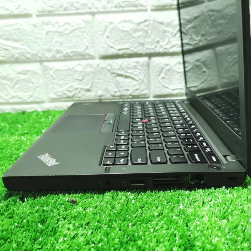 offer offer Lenovo ThinkPad X250 12.5″ Laptop, Intel Core i5,  5TH GEN  8GB RAM, 500GBHDD storage , Win10 Pro